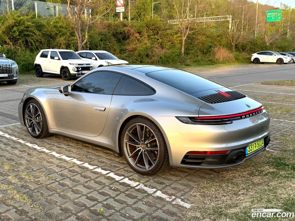 Porsche 911 (992) 4 2024 — миниатюра 4
