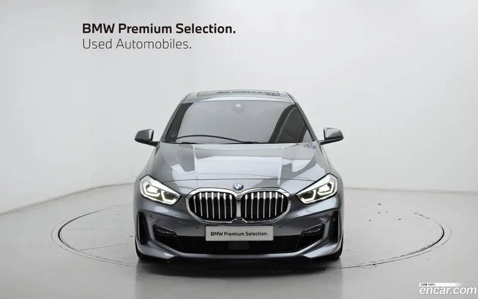 BMW 1 Series 120i M 2023 — миниатюра 3