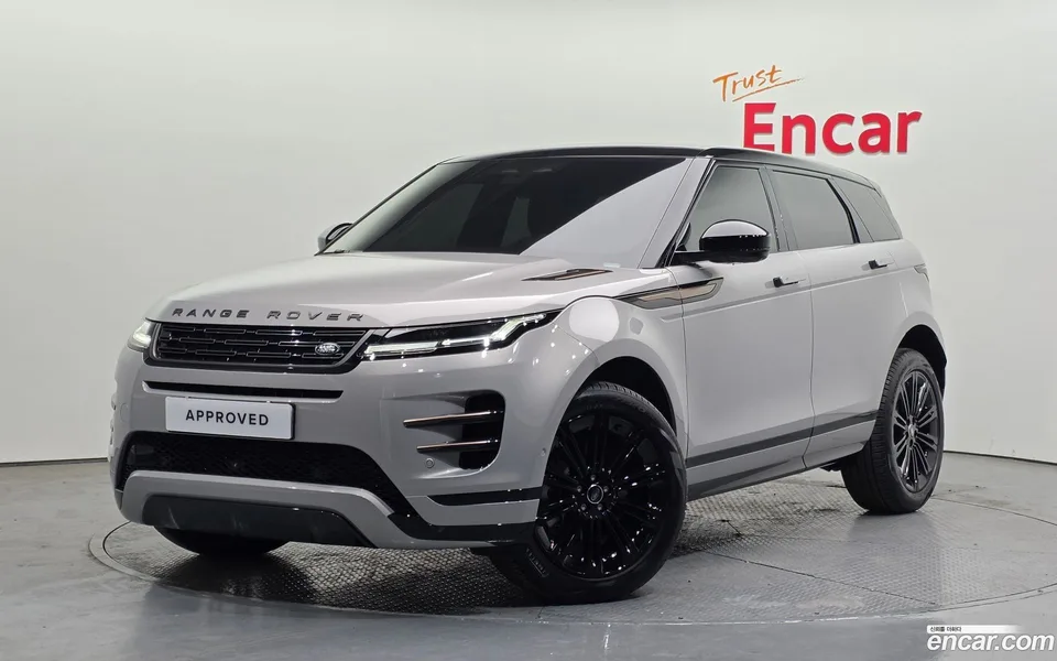 Land Rover Range Rover Evoque P250 SE 2025 — фото 1, купить с доставкой в Москву