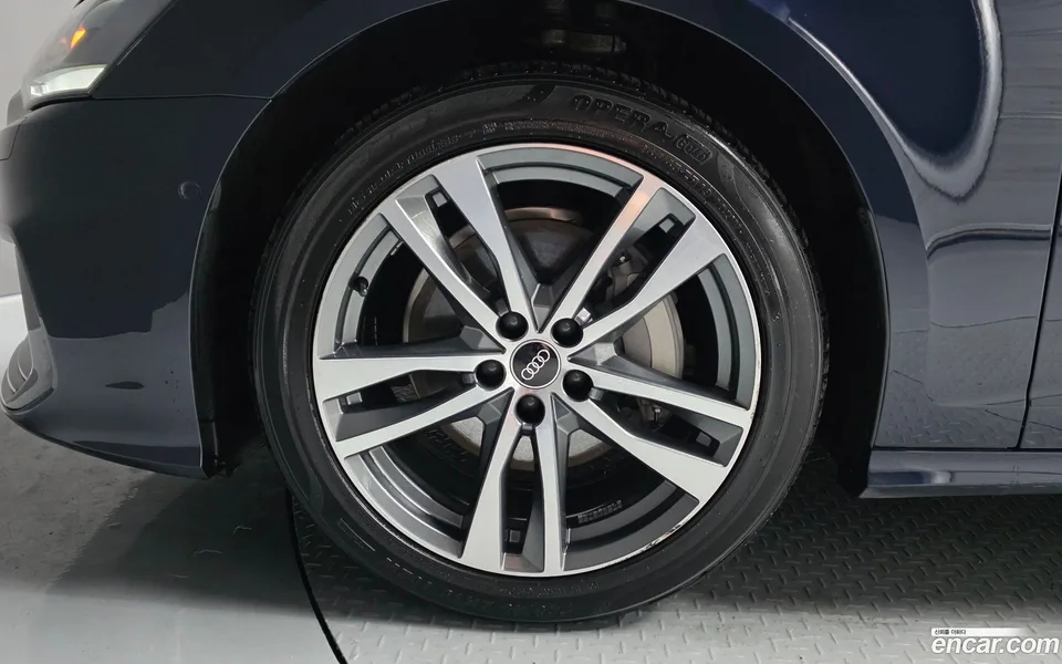 Audi A6 45 TFSI 2023 — миниатюра 2