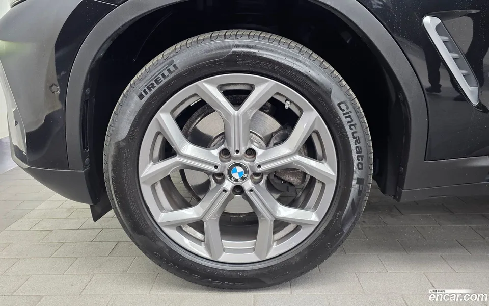 BMW X3 xDrive 20i 2022 — миниатюра 2