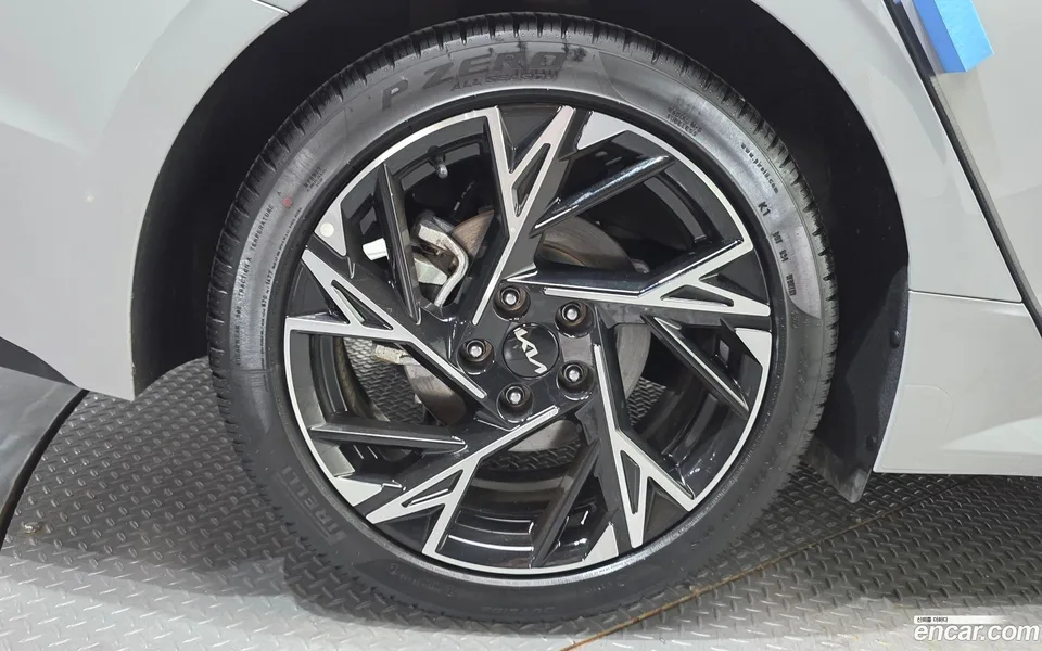 Kia K5 2.0 2024 — миниатюра 5