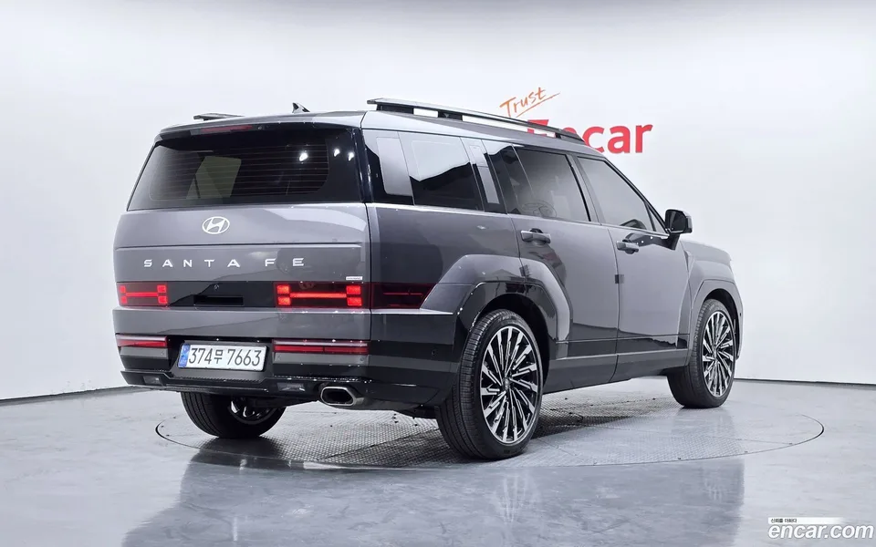 Hyundai SantaFe 2.5T 4WD 2023 — миниатюра 2