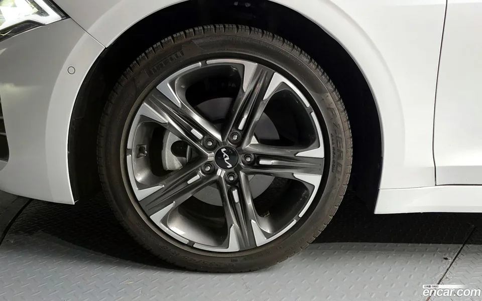 Kia K5 Hybrid 2022 — миниатюра 2