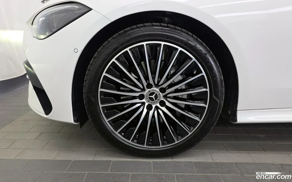 Mercedes-Benz CLE-Class CLE200 2026 — миниатюра 2