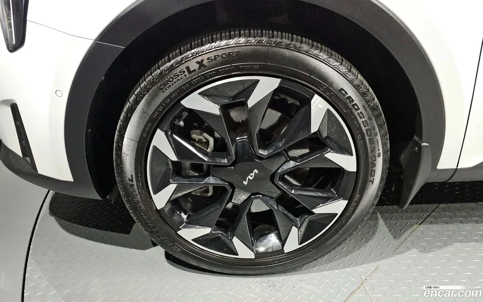 Kia Sorento 2.2 2WD 2023 — миниатюра 5