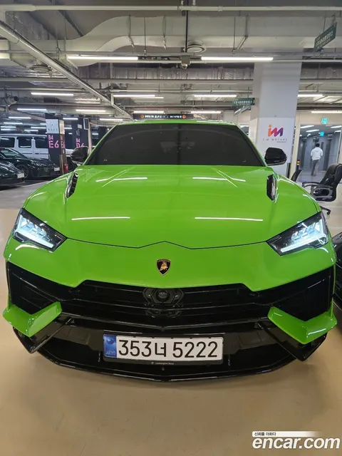 Lamborghini Urus 2024 buy in Moscow