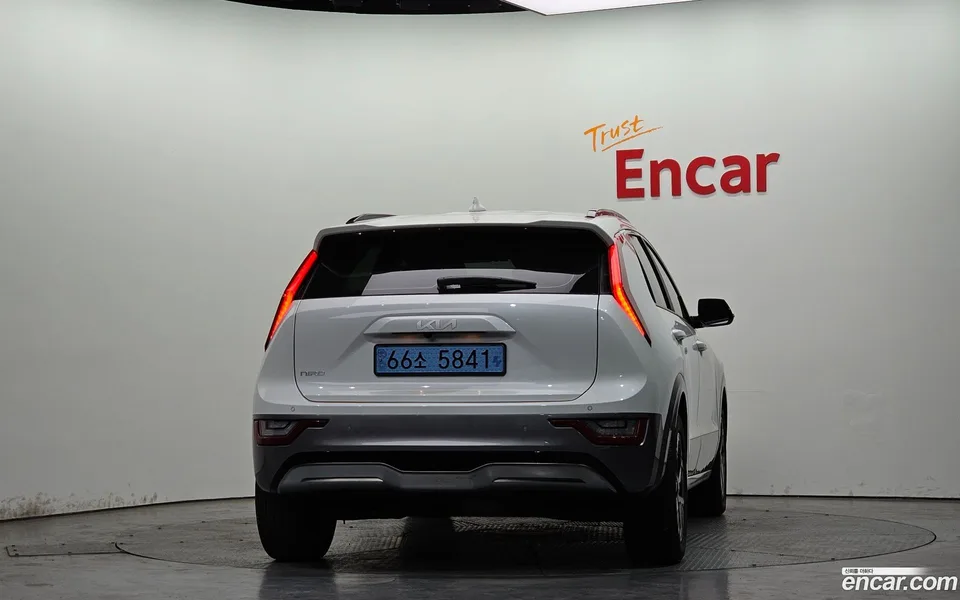Kia Niro EV 2024 — миниатюра 4