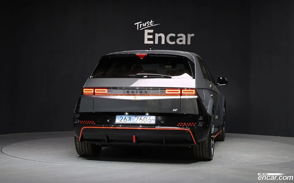 Hyundai Ioniq 5 N 2025 — миниатюра 4