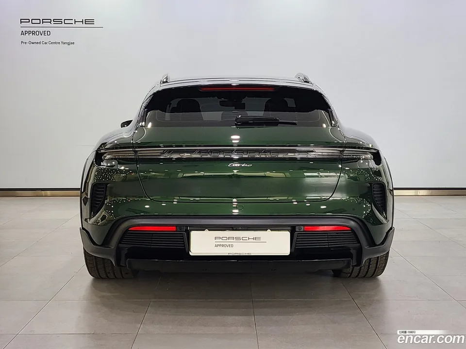 Porsche Taycan 2025 — миниатюра 4
