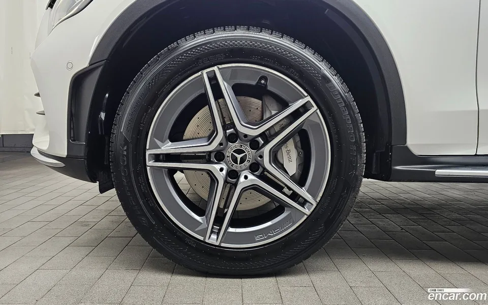 Mercedes-Benz GLC-Class GLC300e 4MATIC 2022 — миниатюра 5