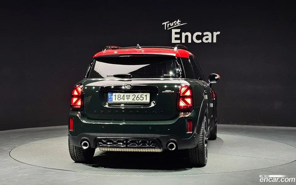 MINI Cooper S Countryman JCW 2023 — миниатюра 4