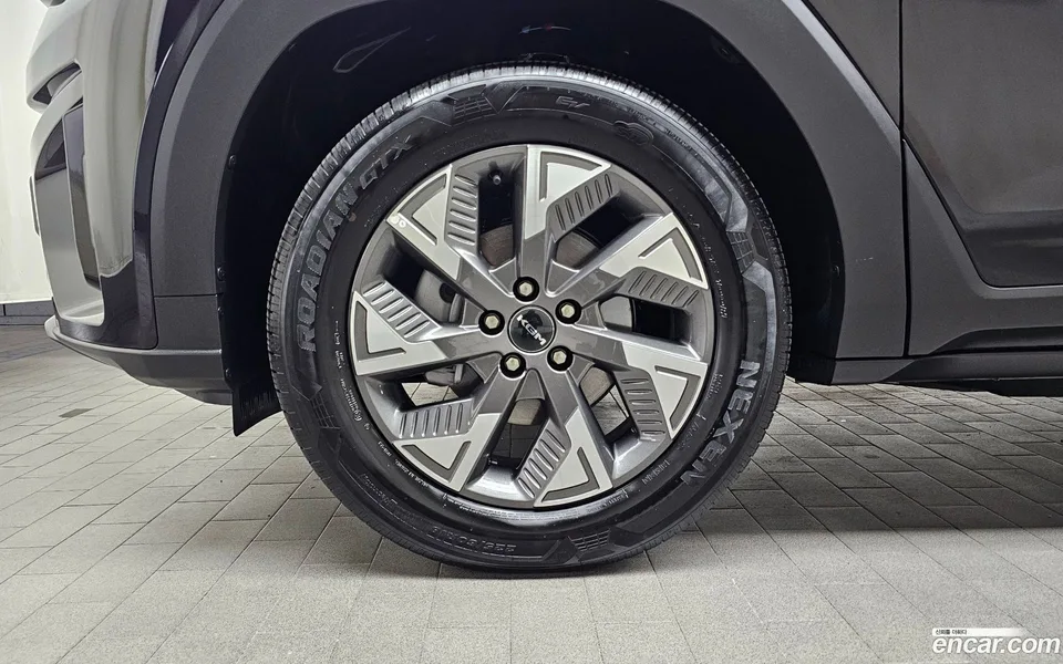 KG Mobility Torres EVX E7 2025 — миниатюра 2