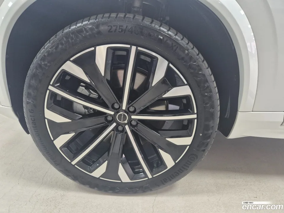 Volvo XC90 T8 2025 — миниатюра 2