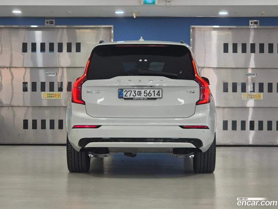 Volvo XC90 T8 2025 — миниатюра 3
