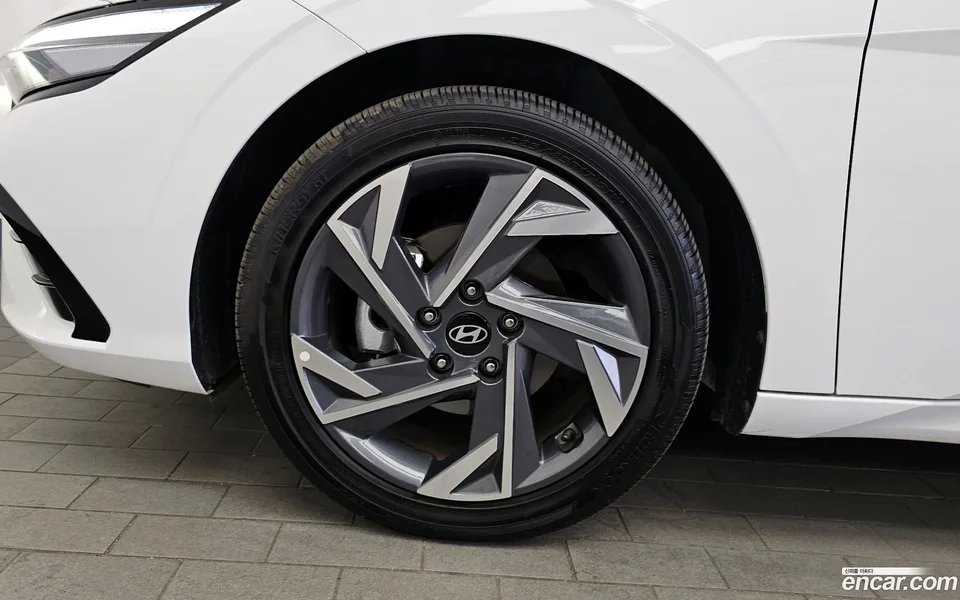 Hyundai Avante CN7 1.6 2025 — миниатюра 5