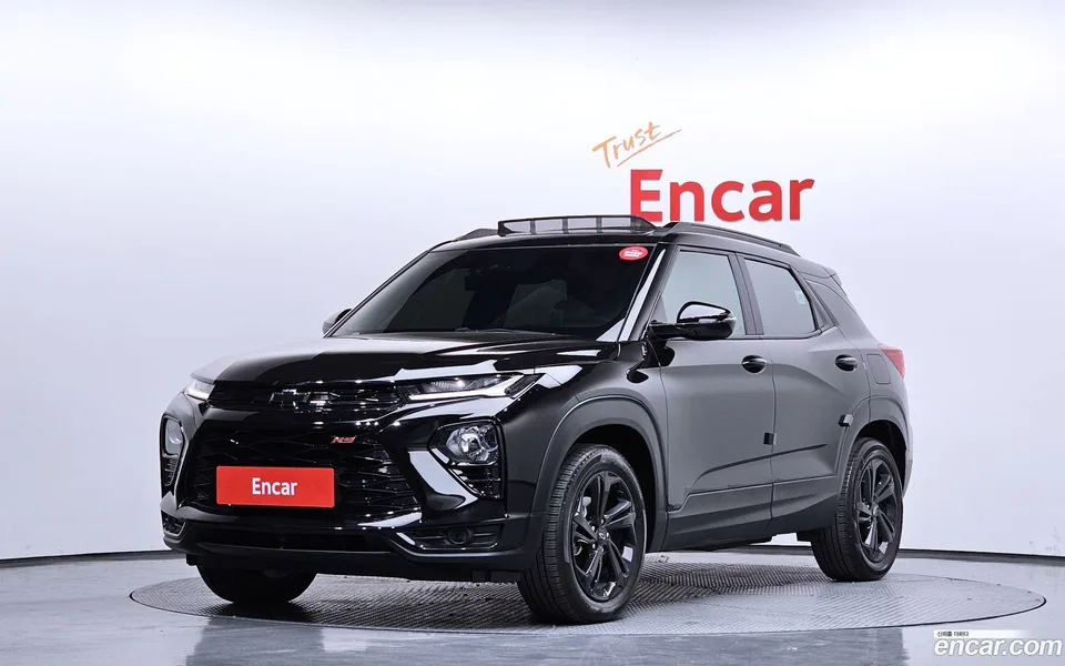Chevrolet Trailblazer 1.3 4WD 2023 — фото 1, купить с доставкой в Москву