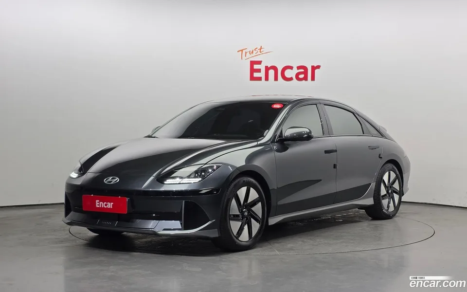 Hyundai Ioniq 6 2022 — фото 1, купить с доставкой в Москву