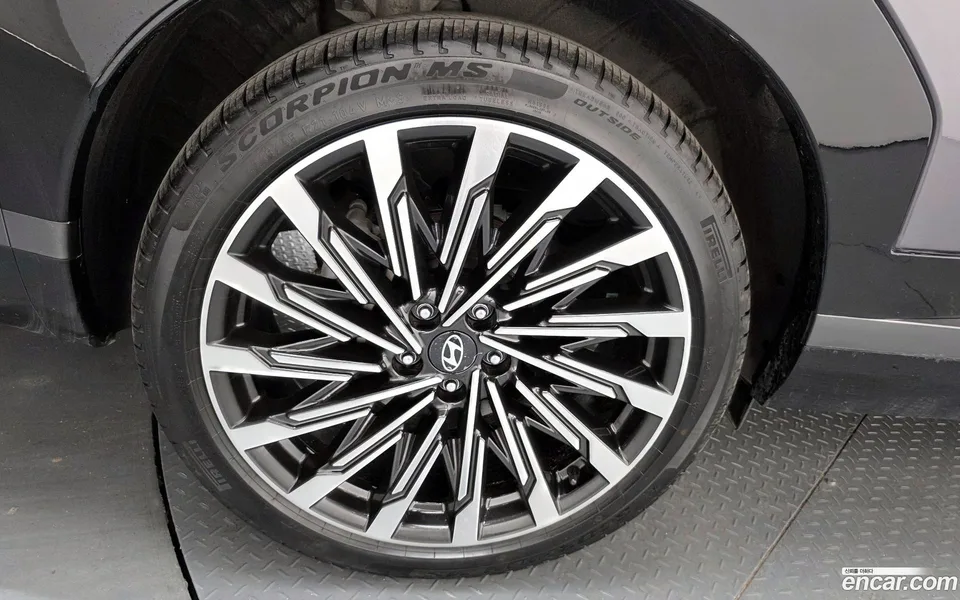 Hyundai SantaFe 2.5T 4WD 2023 — миниатюра 2