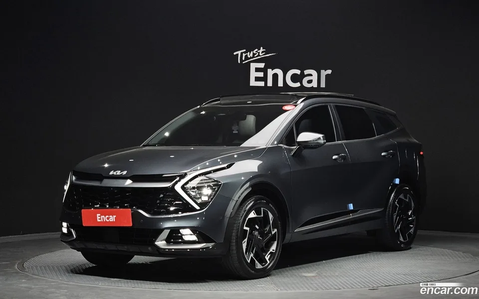 Kia Sportage 1.6 2WD 2023 — фото 1, купить с доставкой в Москву