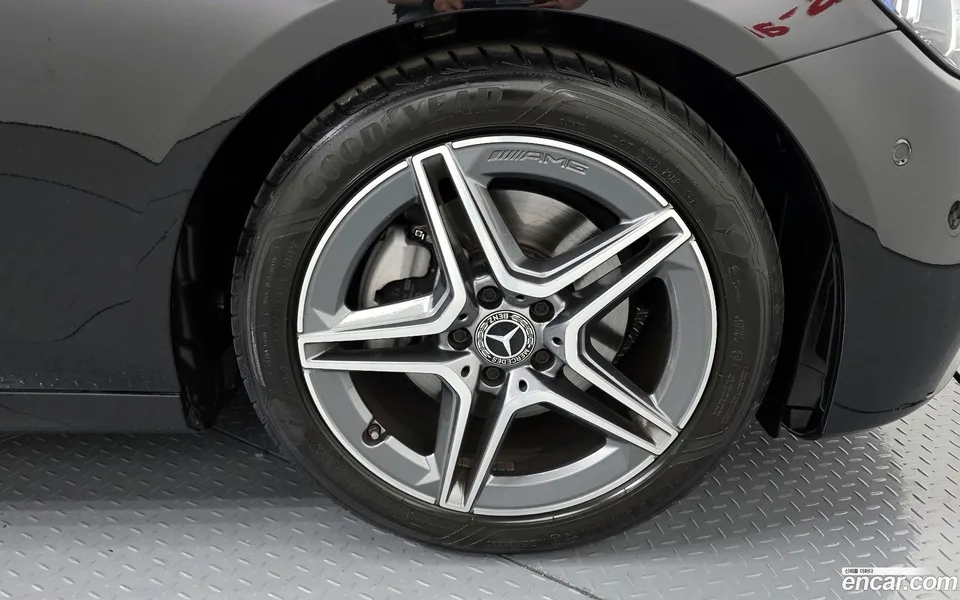 Mercedes-Benz E-Class E250 AMG Line 2022 — миниатюра 5