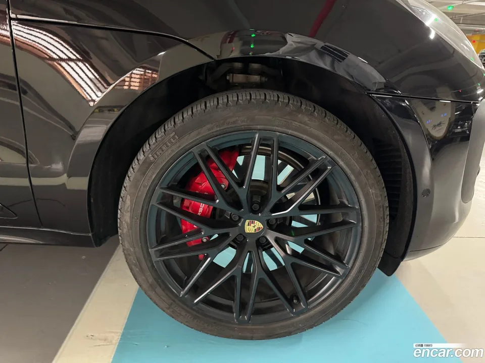 Porsche Macan 2.9 GTS 2022 — миниатюра 2