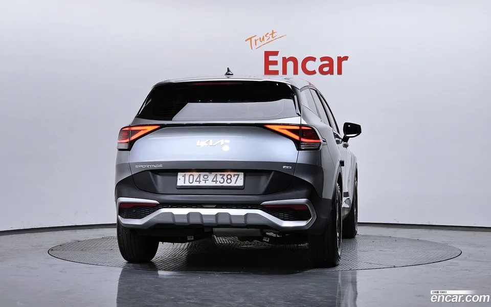 Kia Sportage 2.0 4WD 2022 — миниатюра 4
