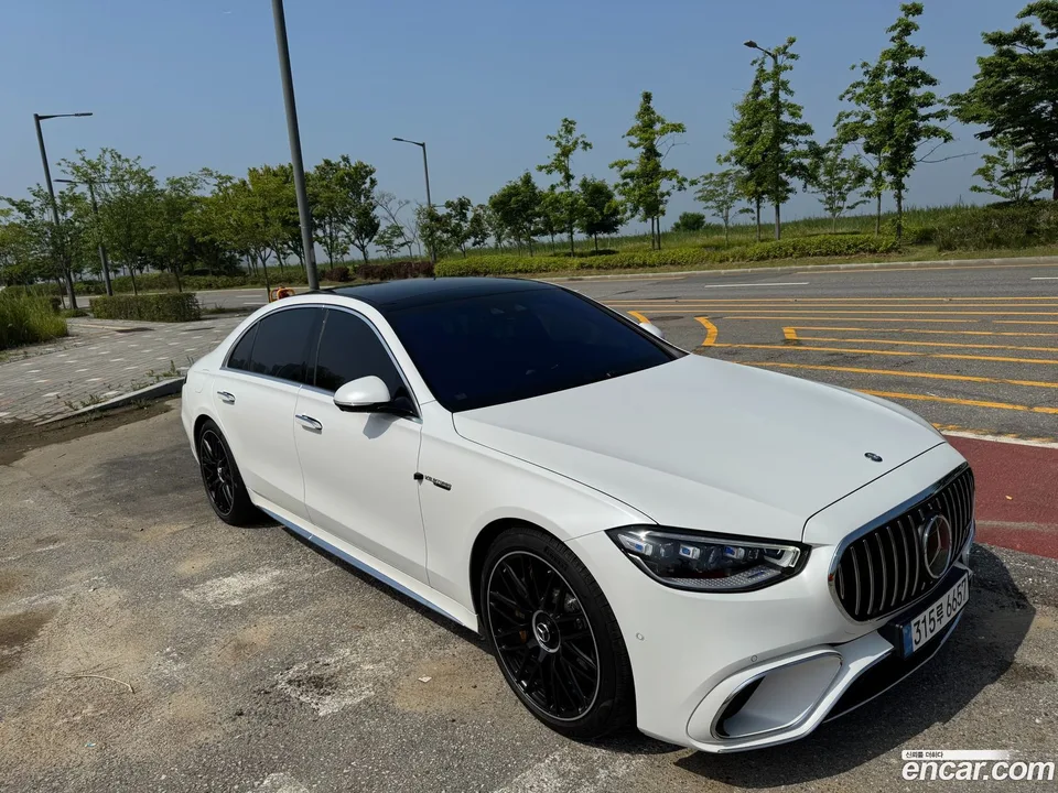 Mercedes-Benz S-Class AMG S63 E 4MATIC 2024 — миниатюра 3