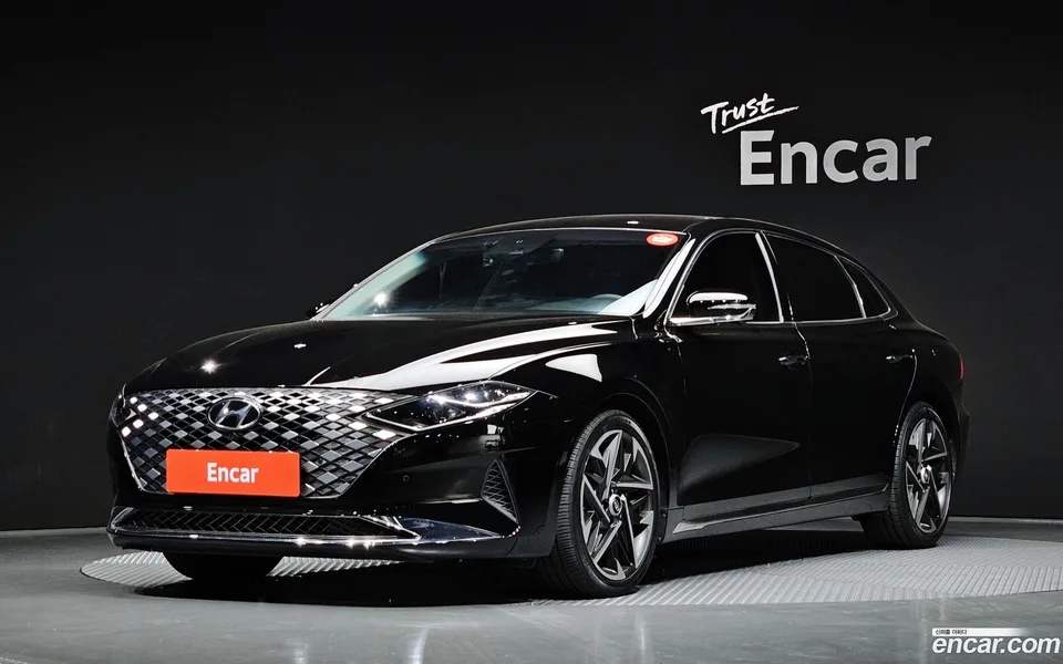Hyundai Grandeur IG 3.3 2022 — фото 1, купить с доставкой в Москву