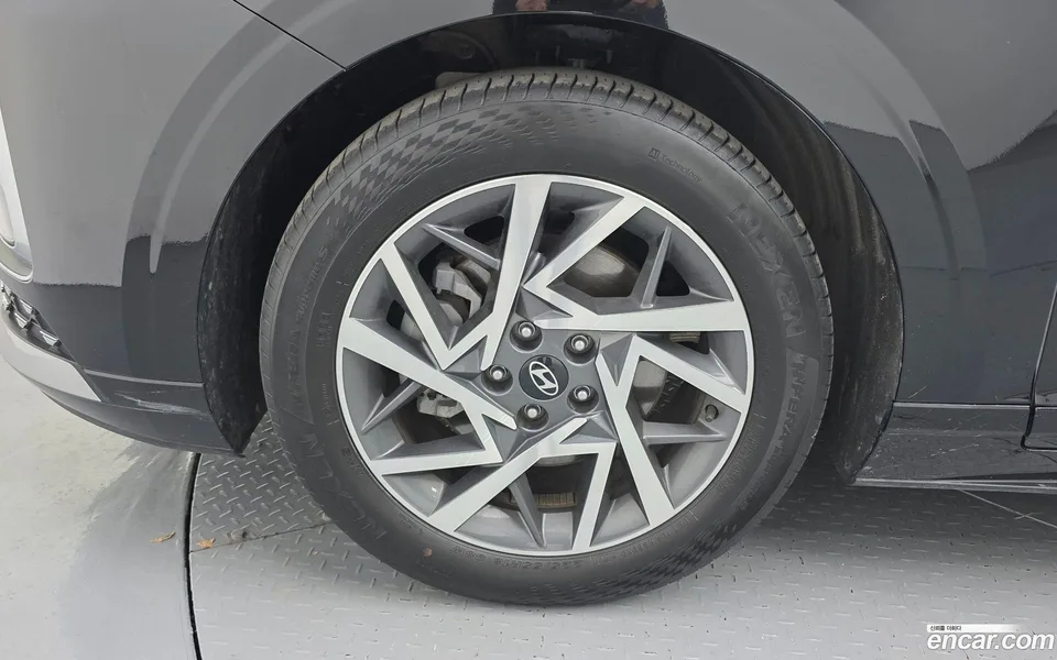 Hyundai Grandeur 2.5 2WD 2024 — миниатюра 2