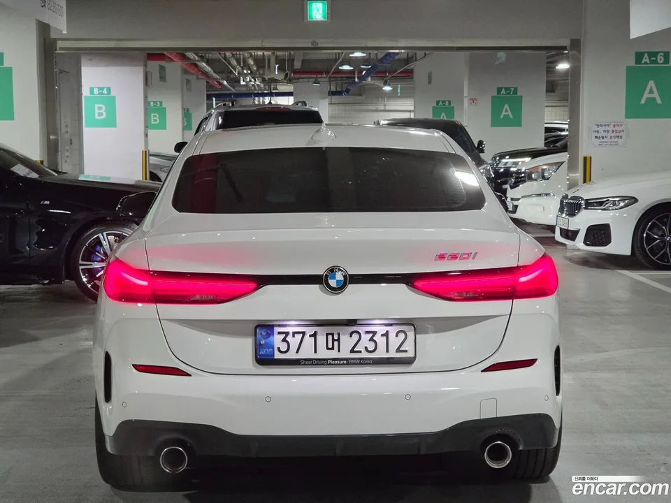 BMW 2 Series Gran Coupe 220i M 2024 — миниатюра 4