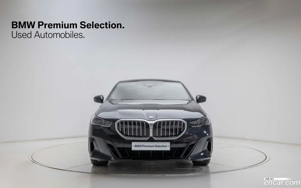 BMW 5 Series 523d M 2025 — миниатюра 3