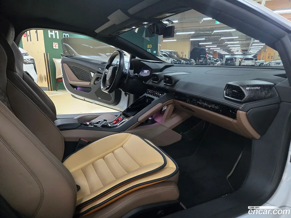 Lamborghini Huracan LP610-2 2022 — миниатюра 3