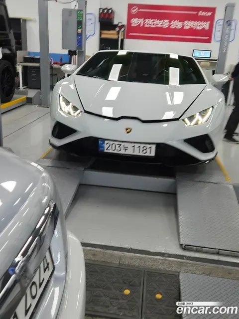 Lamborghini Huracan 2022 buy in Moscow