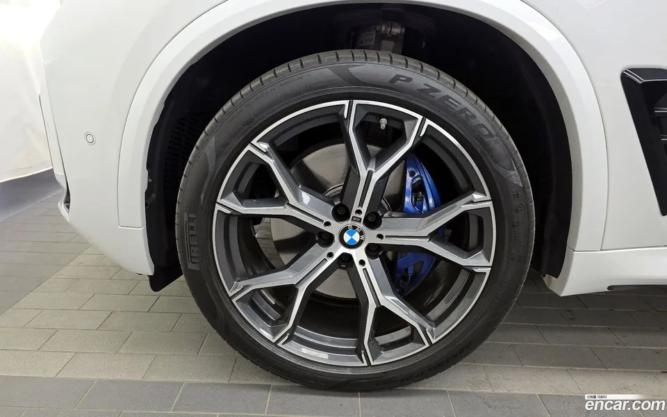BMW X5 xDrive 40i M 2025 — миниатюра 2