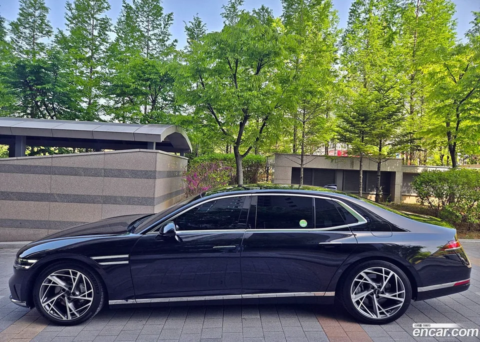 Genesis G90 3.5 AWD 2023 — миниатюра 3