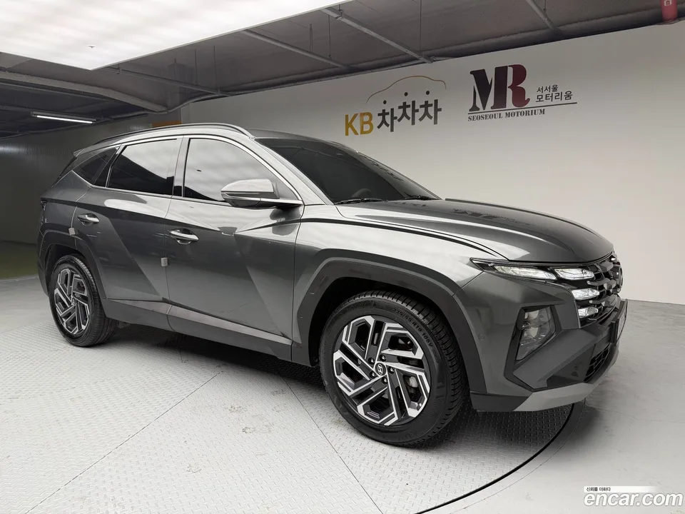 Hyundai Tucson NX4 1.6 2WD 2024 — фото 1, купить с доставкой в Москву