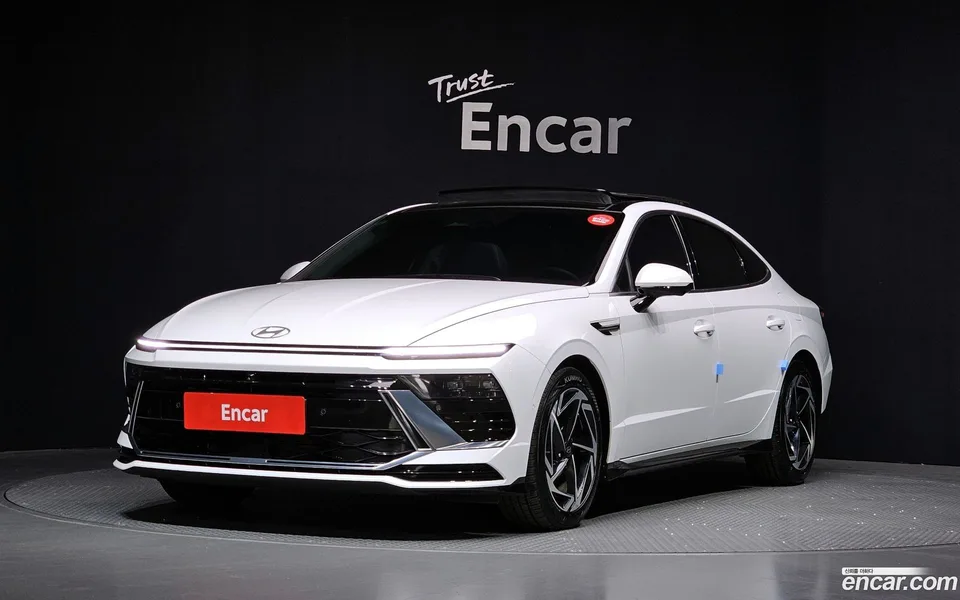 Hyundai Sonata The Edge Hybrid 2024 — фото 1, купить с доставкой в Москву
