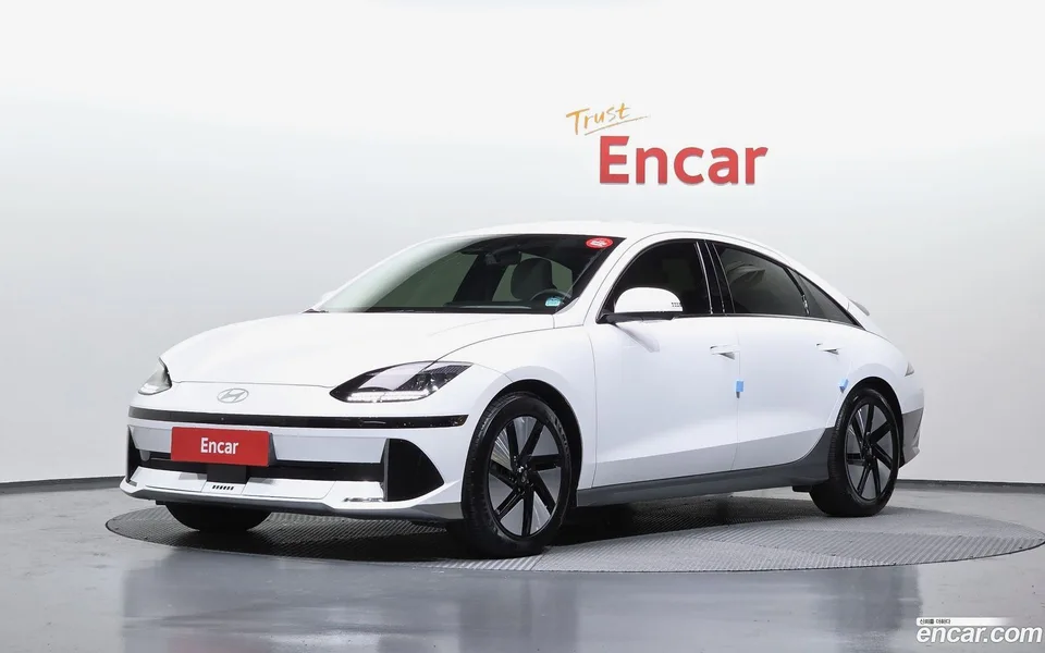 Hyundai Ioniq 6 2022 — фото 1, купить с доставкой в Москву