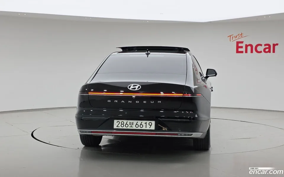 Hyundai Grandeur Hybrid 2024 — миниатюра 4