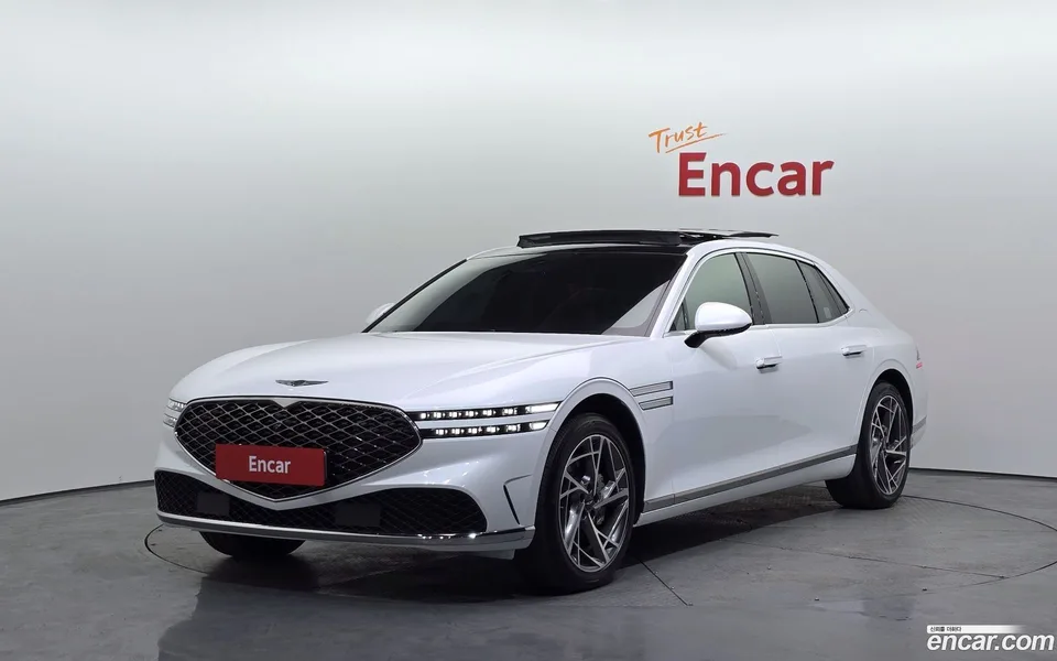 Genesis G90 3.5 AWD 2022 — фото 1, купить с доставкой в Москву