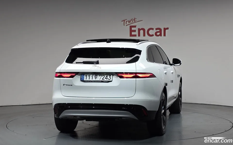 Jaguar F-Pace P 250 SE 2022 — миниатюра 4