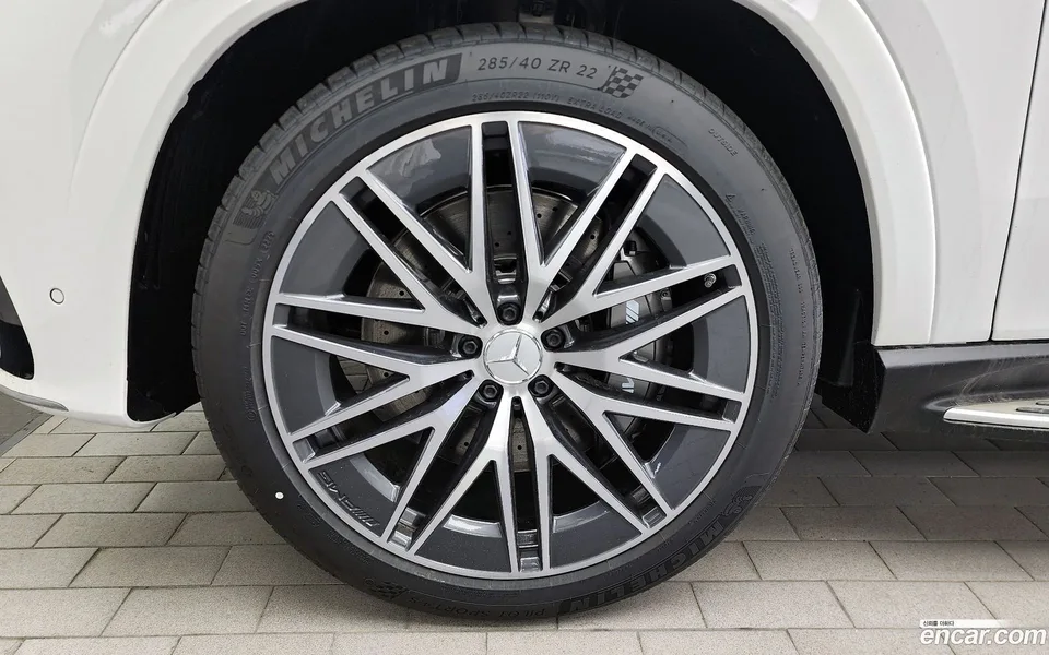 Mercedes-Benz GLE-Class AMG GLE53 4MATIC+ 2025 — миниатюра 2
