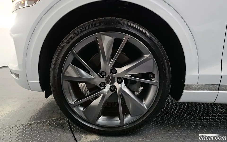 Genesis GV70 2.5T AWD 2022 — миниатюра 2