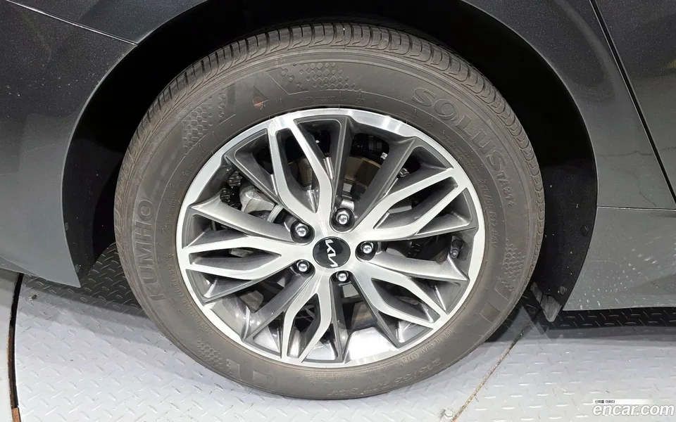 Kia K5 2.0 2023 — миниатюра 2