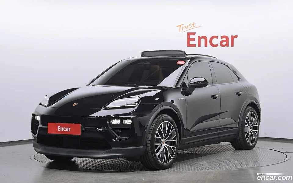 Porsche Macan Electric 4 2025 — фото 1, купить с доставкой в Москву
