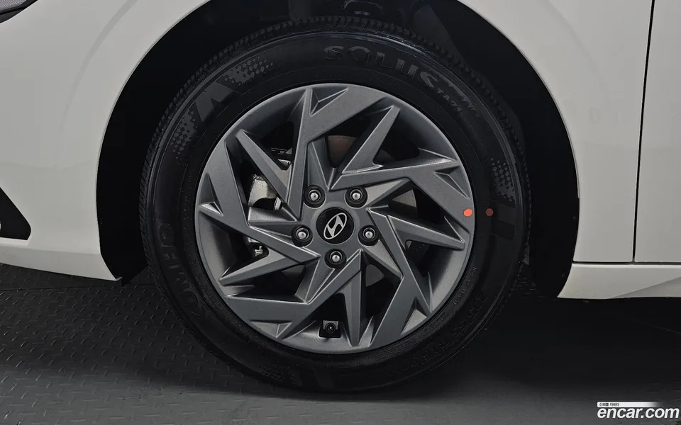 Hyundai Avante CN7 1.6 2025 — миниатюра 2