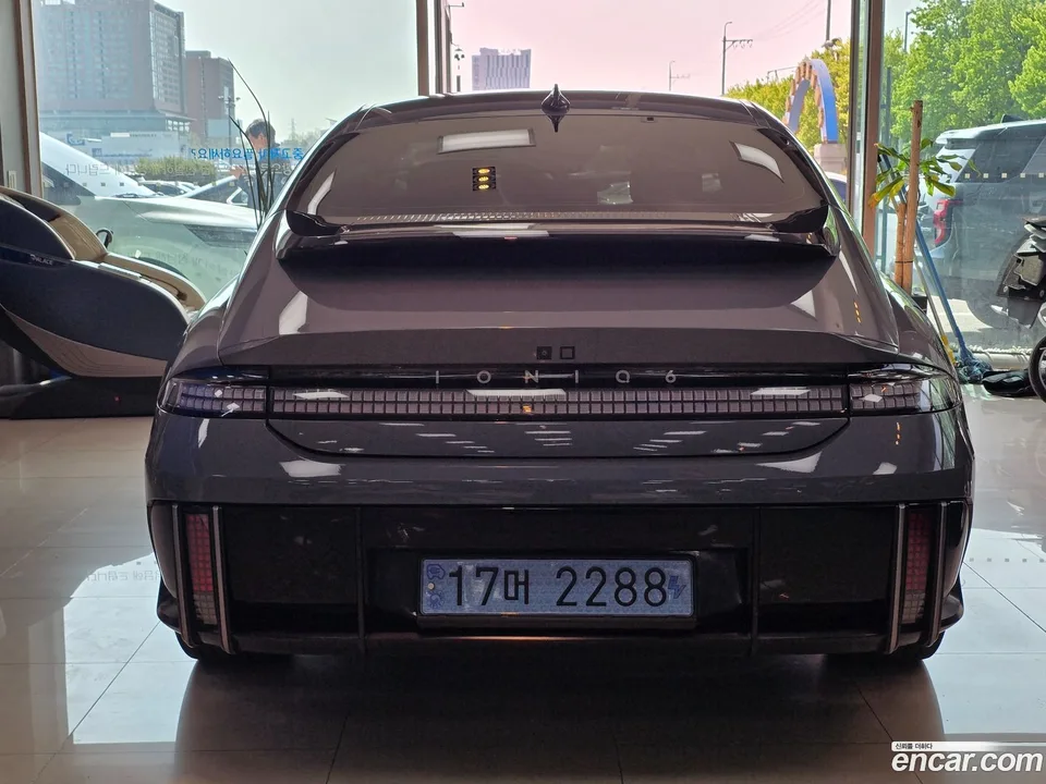 Hyundai Ioniq 6 2023 — миниатюра 5