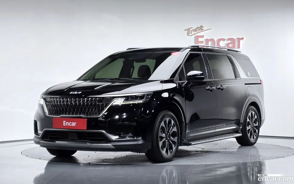 Kia Carnival 9 2022 — фото 1, купить с доставкой в Москву