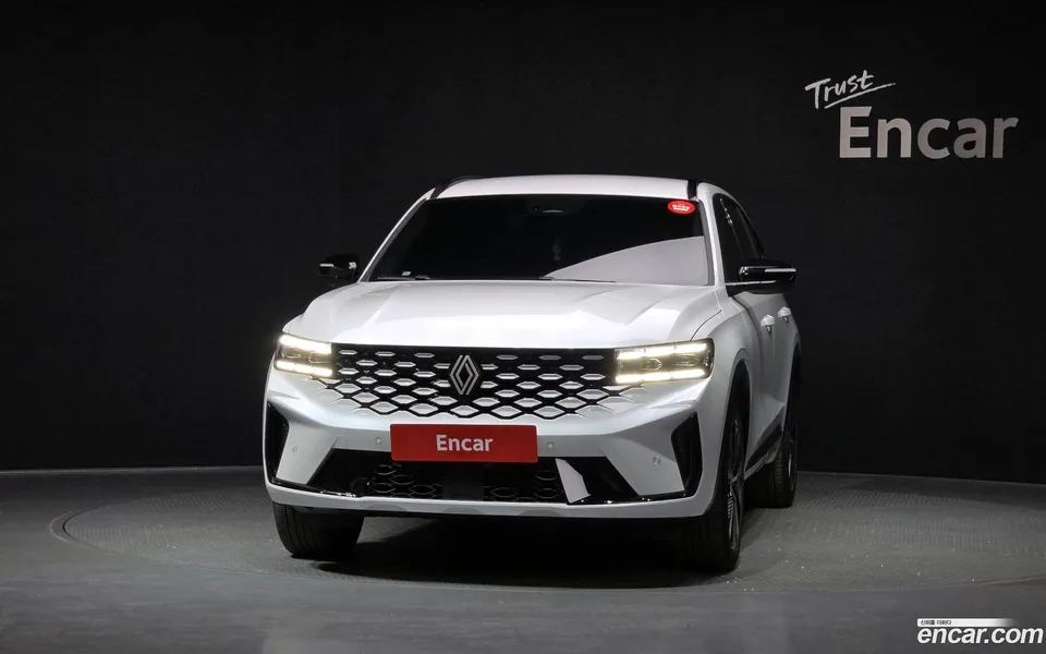 Renault Samsung Grand Koleos 1.5 E-TECH 2WD 2024 — миниатюра 3